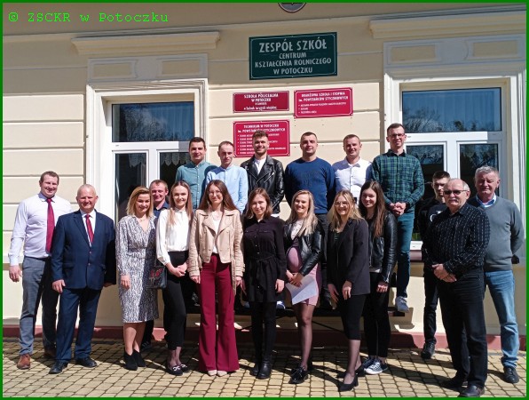 Uroczyste zakończenie kursu kwalifikacyjnego Rol. 04 Prowadzenie produkcji rolniczej K 22, które odbyło się 16 kwietnia 2023 roku w Zespole Szkół Centrum Kształcenia Rolniczego w Potoczku.